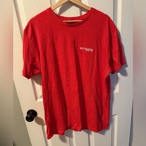 Columbia Vibrant Red Tee Size XL Men’s